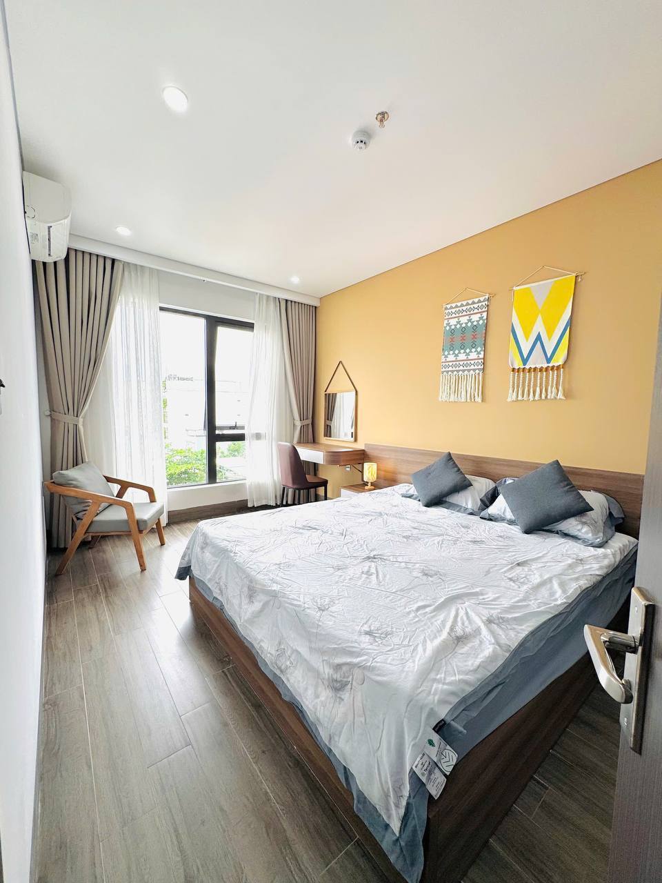 1-Bedroom Apartment in My An photo 7 of 8