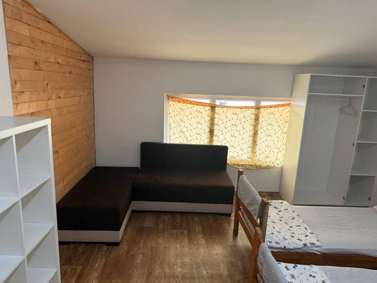 Five-Room Apartment in Zvezdara photo 1 of 8