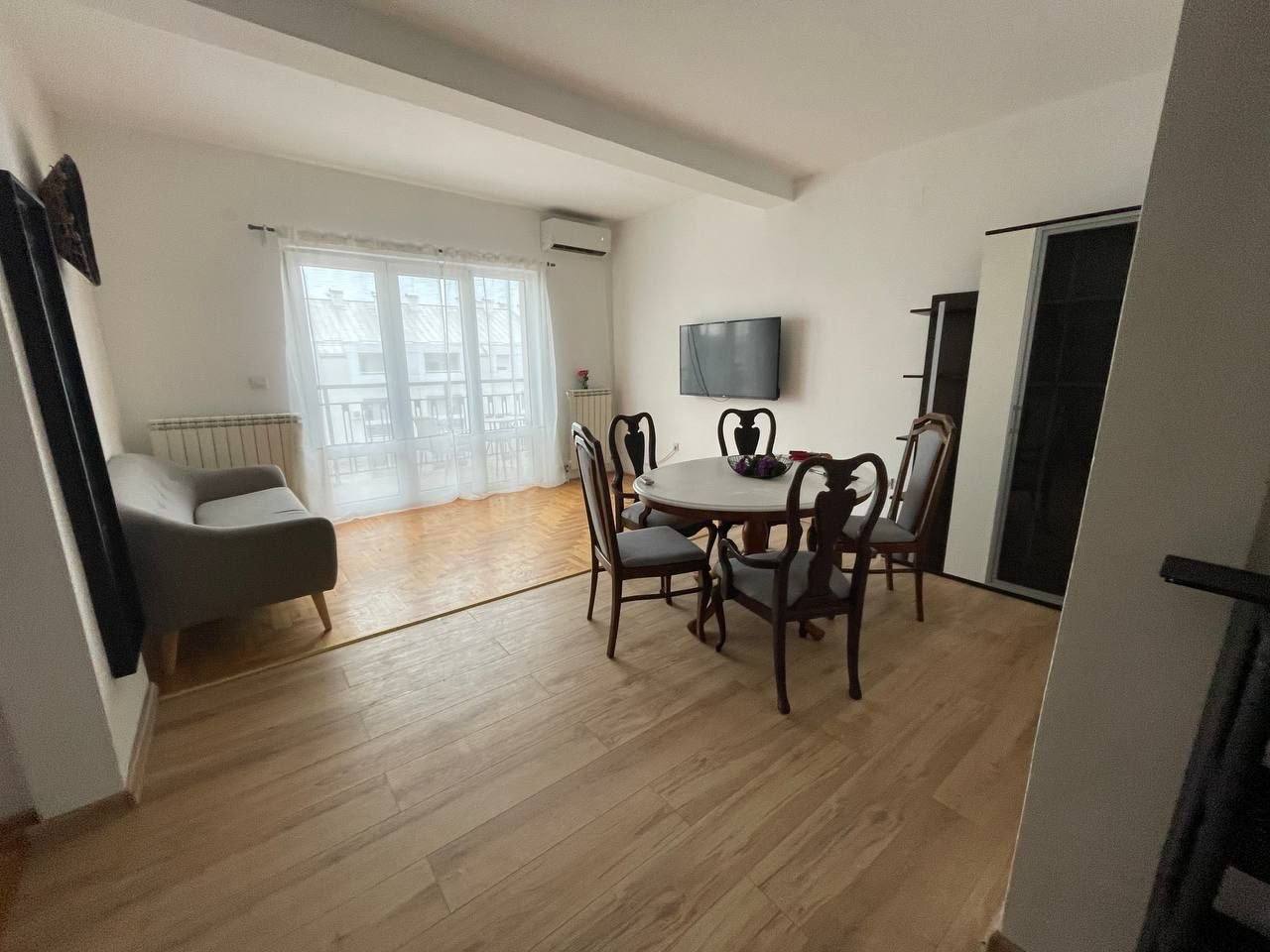 Five-Room Apartment in Zvezdara photo 6 of 8
