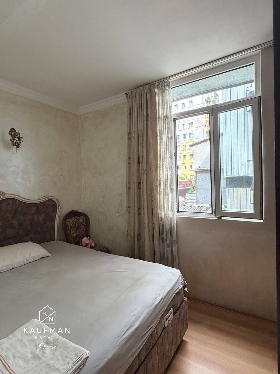 1-Bedroom Apartment for Rent photo 2 of 6