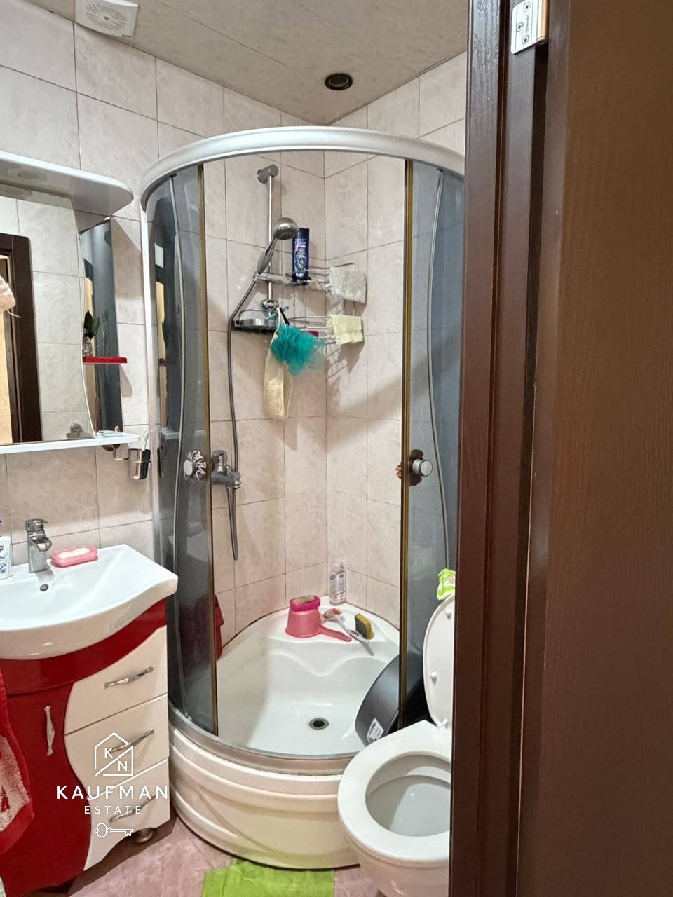 1-Bedroom Apartment for Rent photo 6 of 6