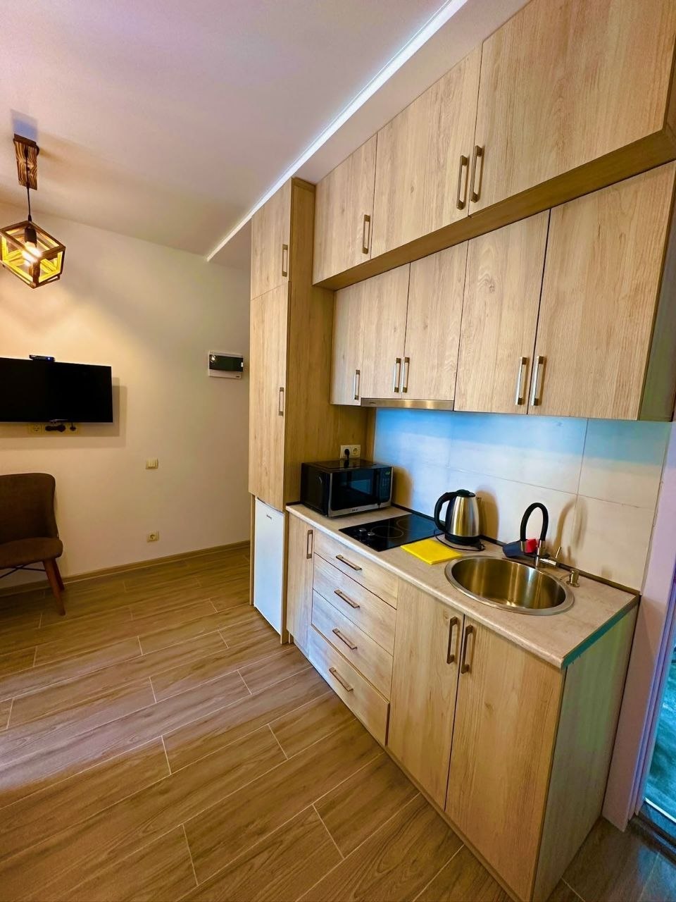 Cozy 1-Bedroom Apartment in Mahinjauri photo 5 of 8