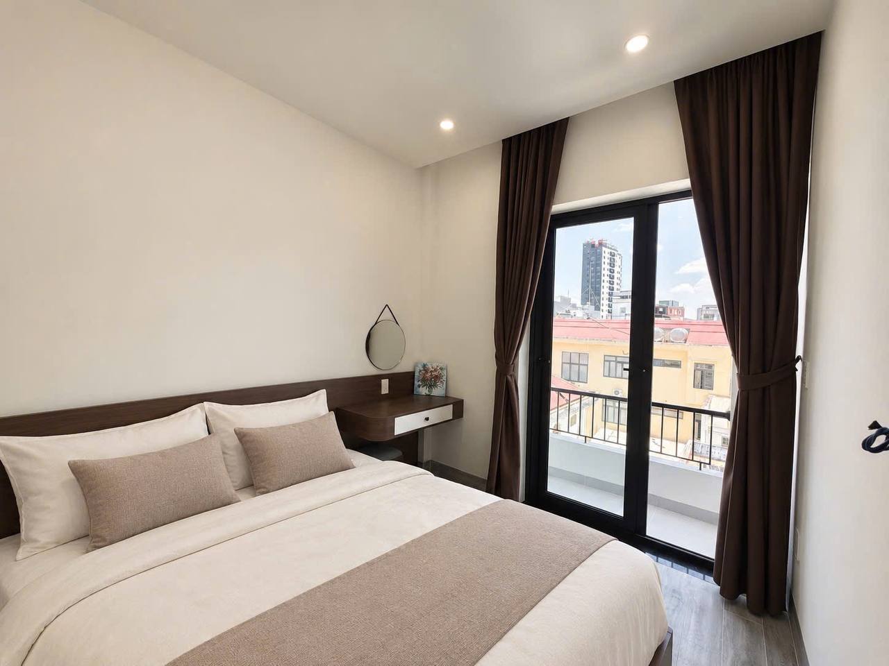 2-Bedroom Penthouse Apartment for Rent in Son Tra photo 3 of 7