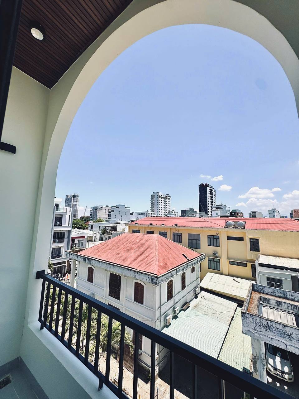 2-Bedroom Penthouse Apartment for Rent in Son Tra photo 7 of 7