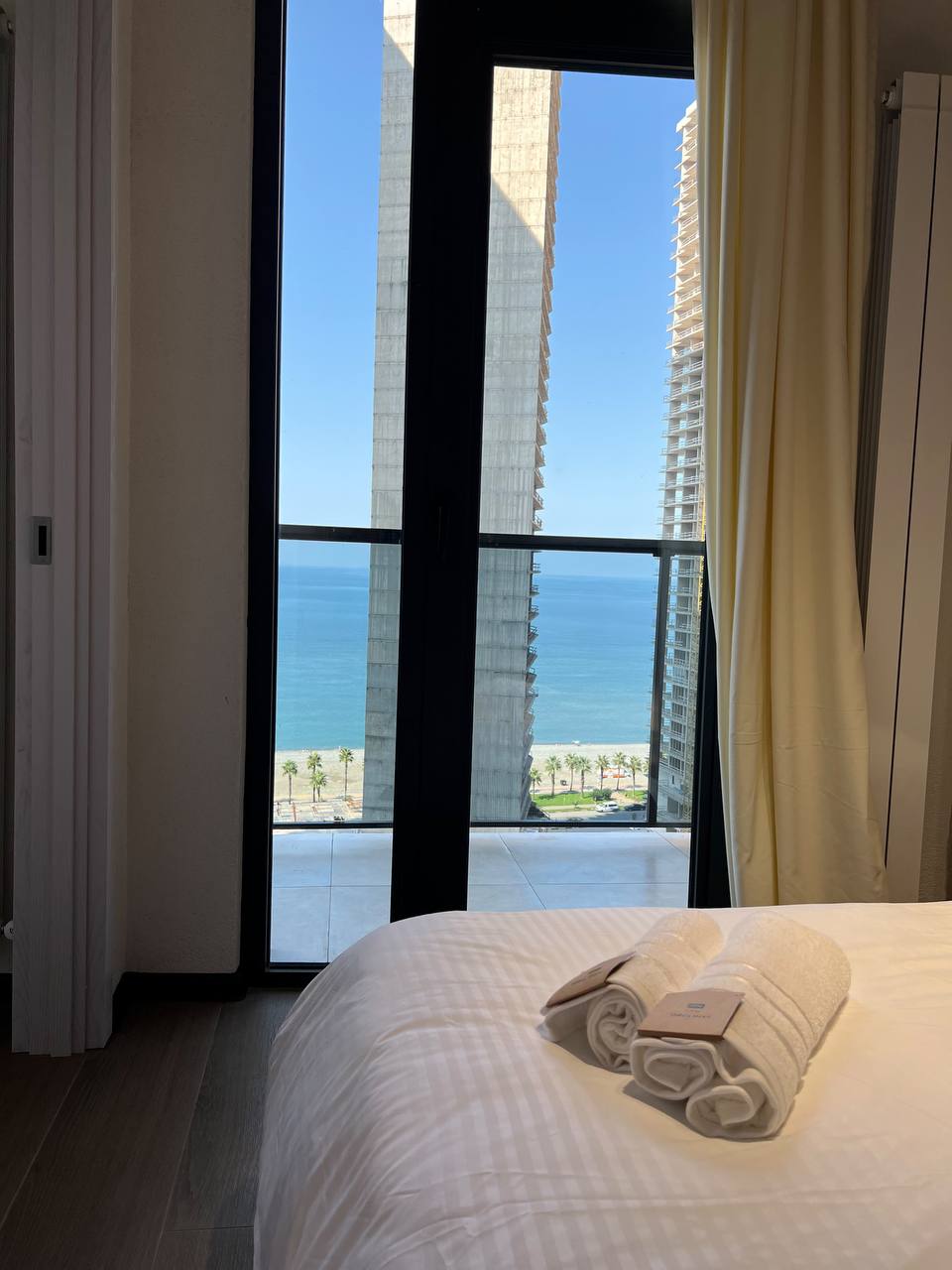 One-Bedroom Apartment Near the Sea photo 7 of 8