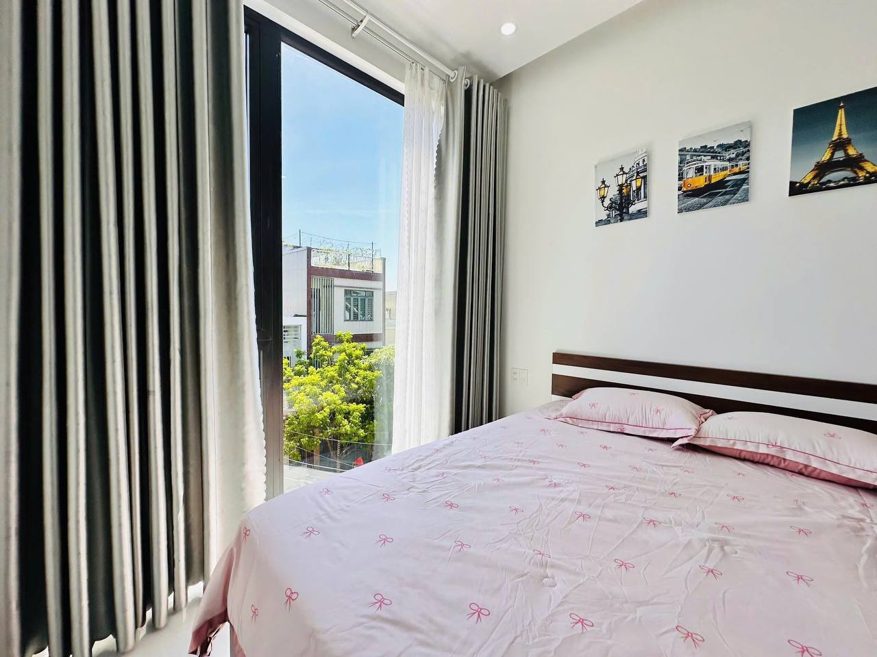 Furnished 1-Bedroom Apartment in Son Tra photo 4 of 8