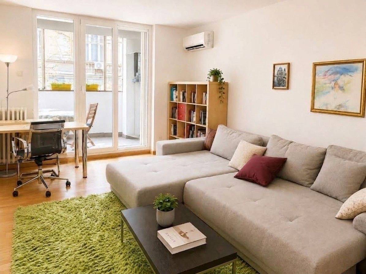 Two-Room Apartment in Stari Grad photo 4 of 8