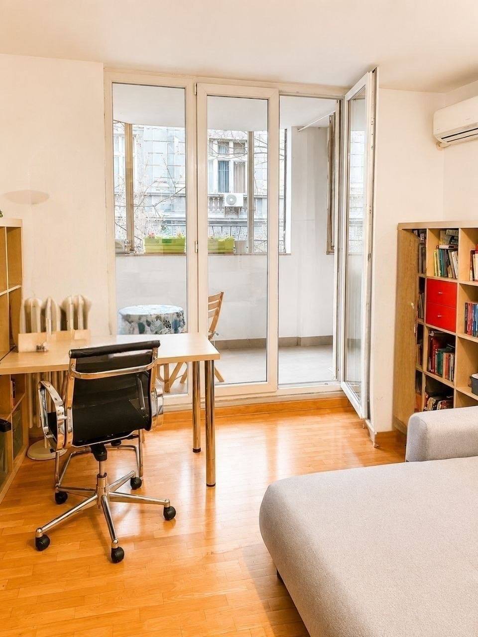 Two-Room Apartment in Stari Grad photo 8 of 8