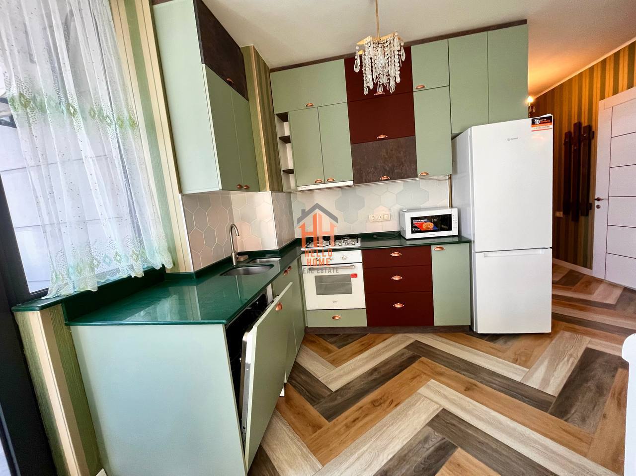Two-Bedroom Apartment with Sea View on Pirosmani Street photo 3 of 6