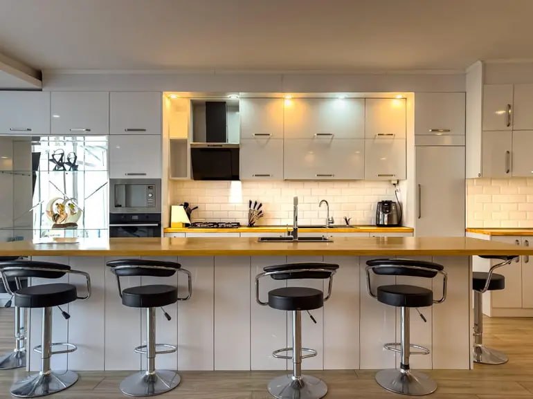 Spacious 2-Bedroom Apartment in Saburtalo photo 1 of 8