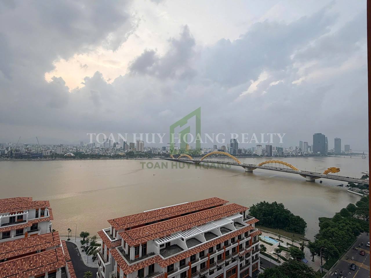2-Bedroom Sun Ponte Apartment with Han River View photo 8 of 8