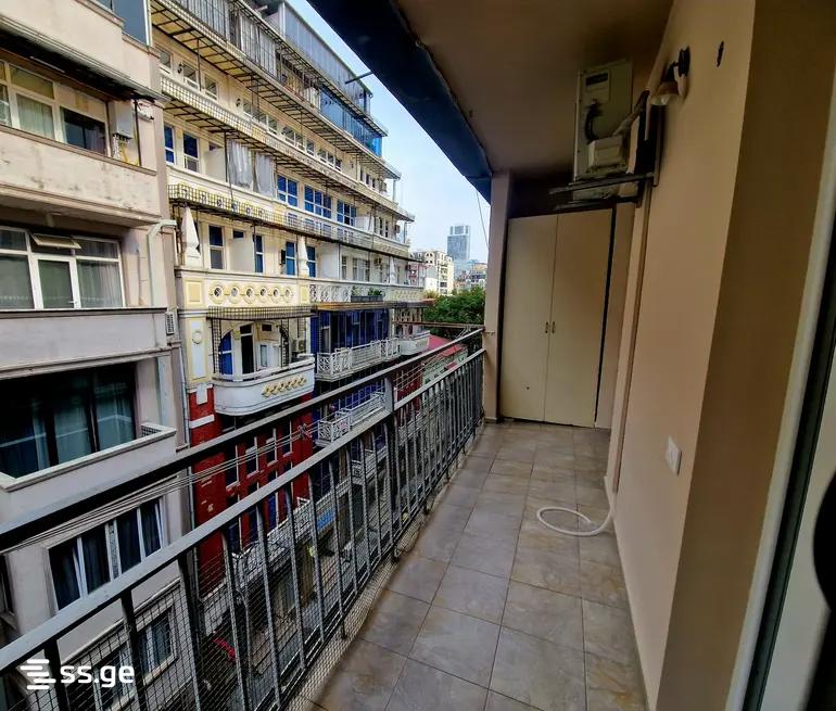 Two-Room Apartment for Long-Term Rent in Batumi photo 3 of 6