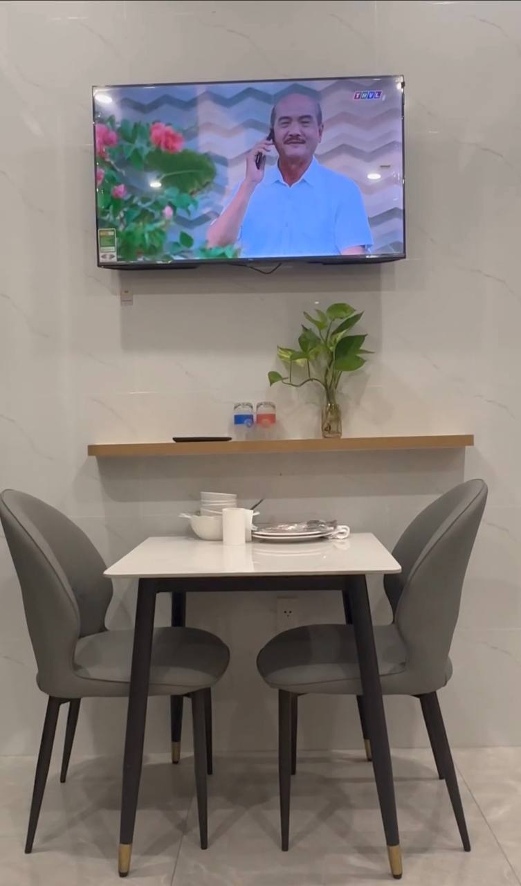 Brand-New 1-Bedroom Apartment in Khue My photo 7 of 8