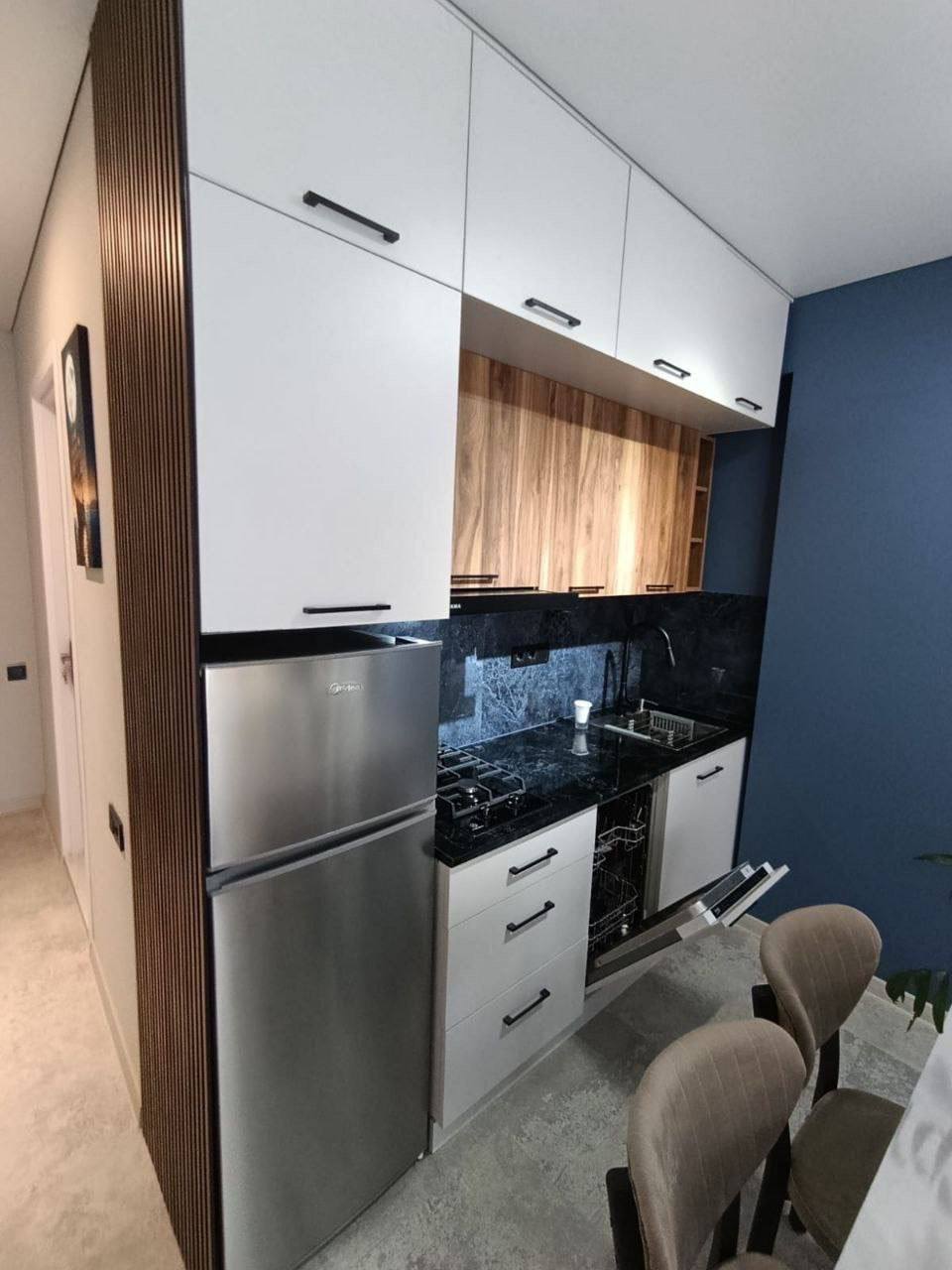 Apartment for Rent on Jiuli Shartava Street photo 3 of 5