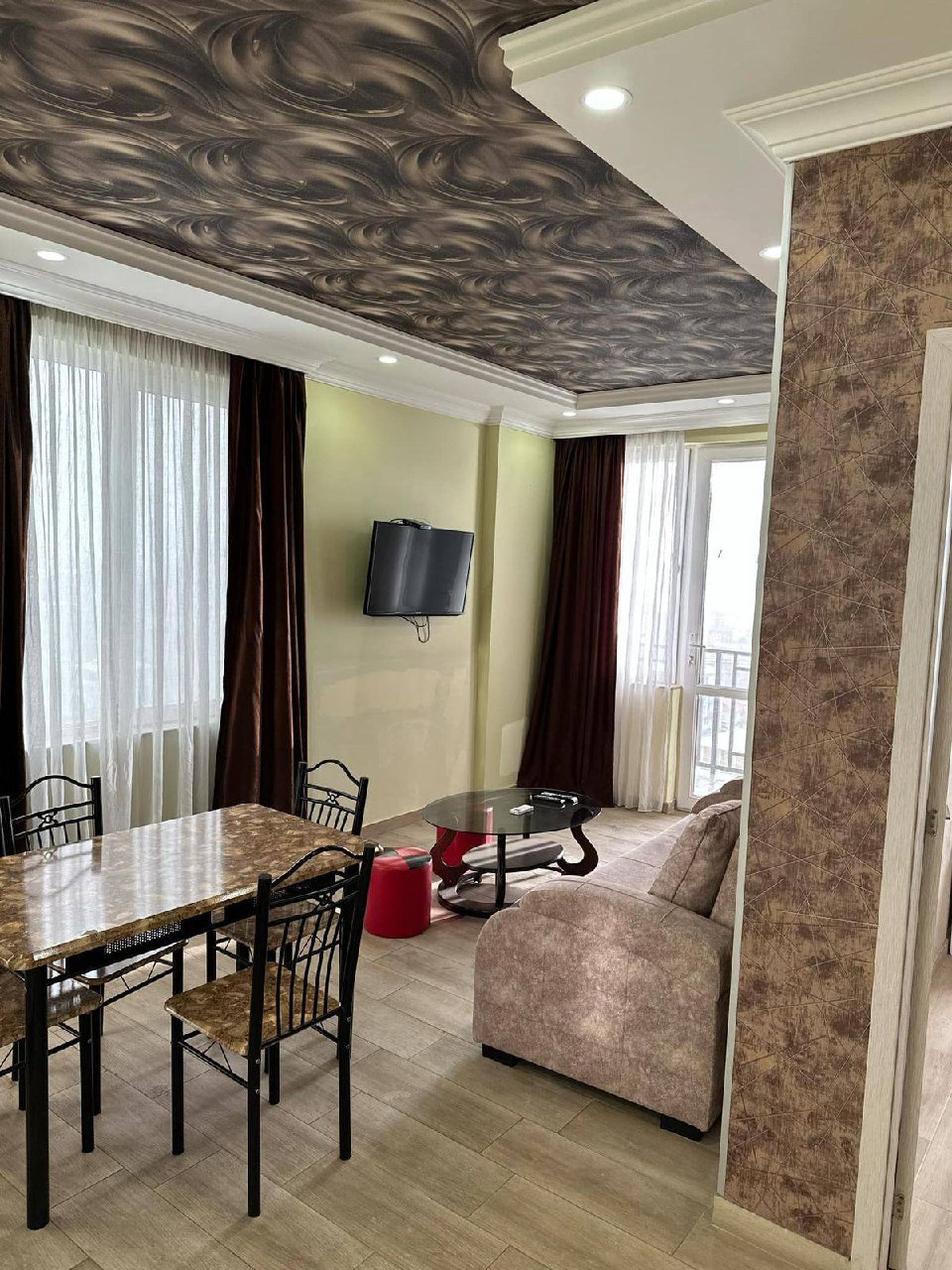 1-Bedroom Apartment on David Agmashenebeli Street photo 1 of 8
