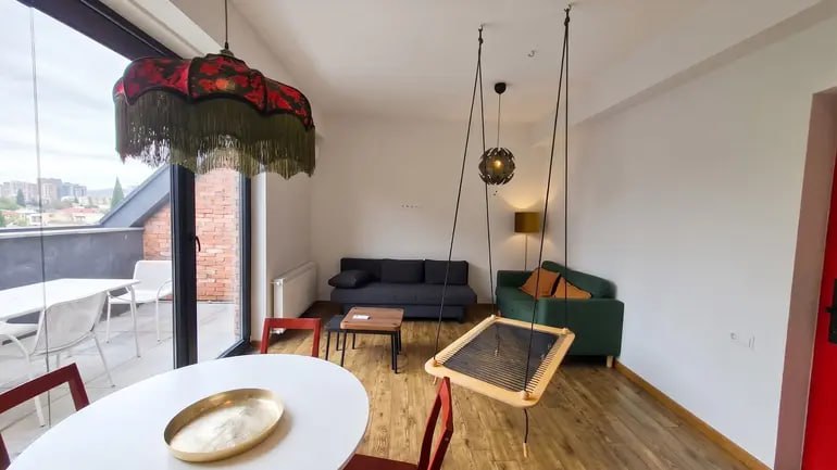 Newly Renovated Furnished Apartment in Avlabari photo 3 of 7