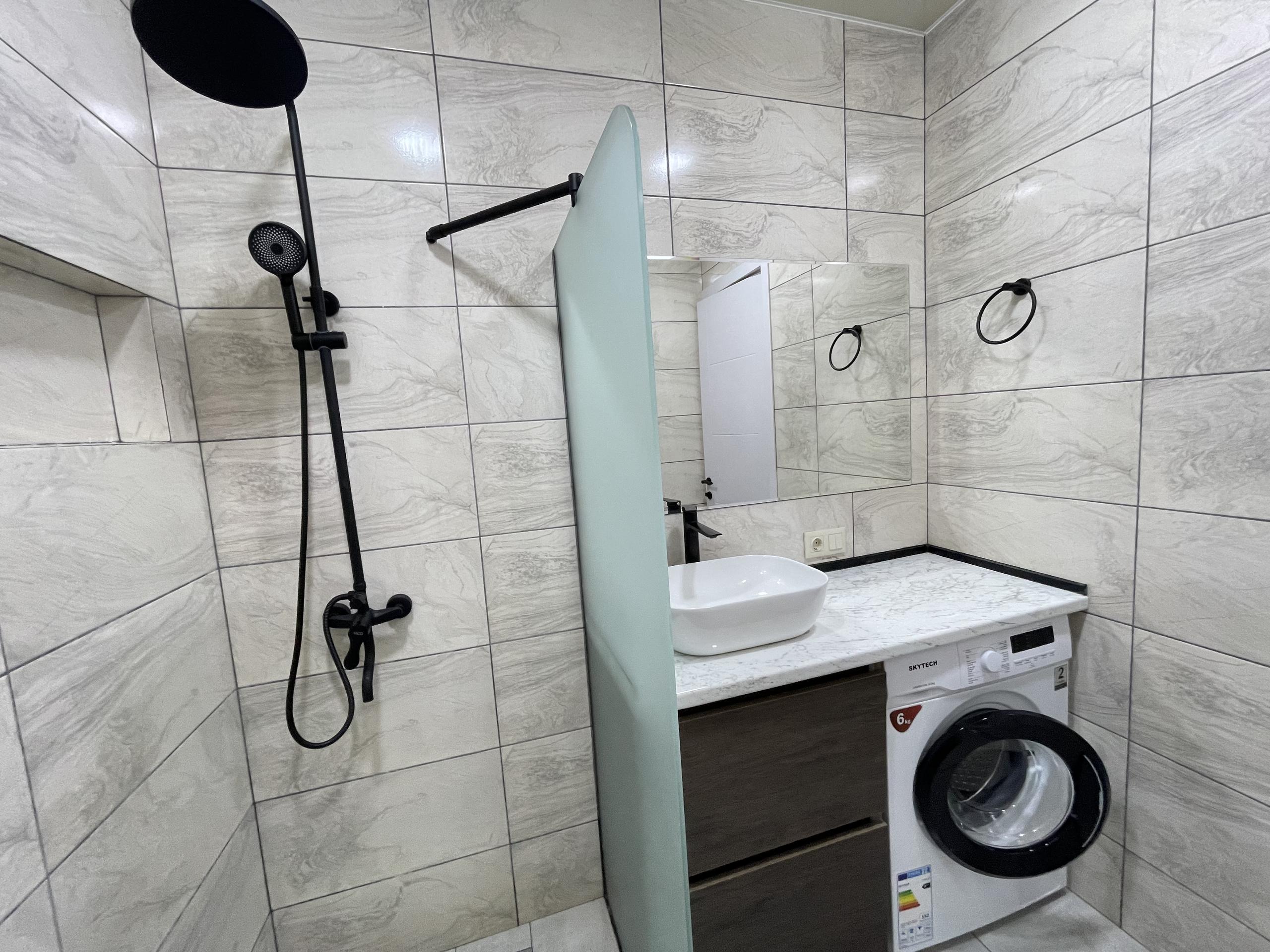 Two-Room Apartment in Batumi Old Town photo 5 of 6