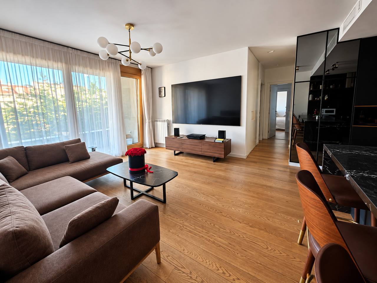 Two-Bedroom Apartment in Skyline photo 1 of 8