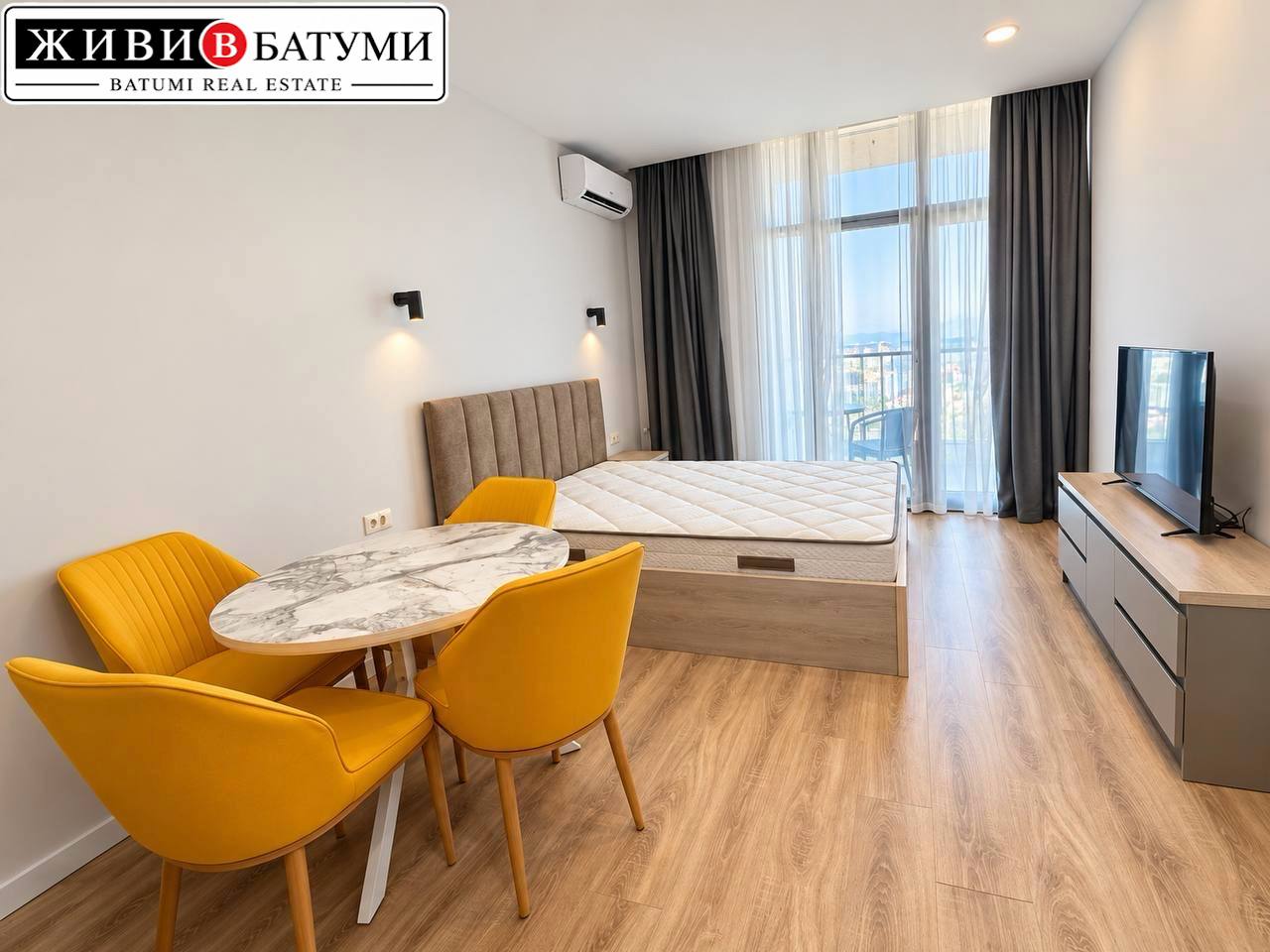 Sea-View Studio in Black Sea Towers
