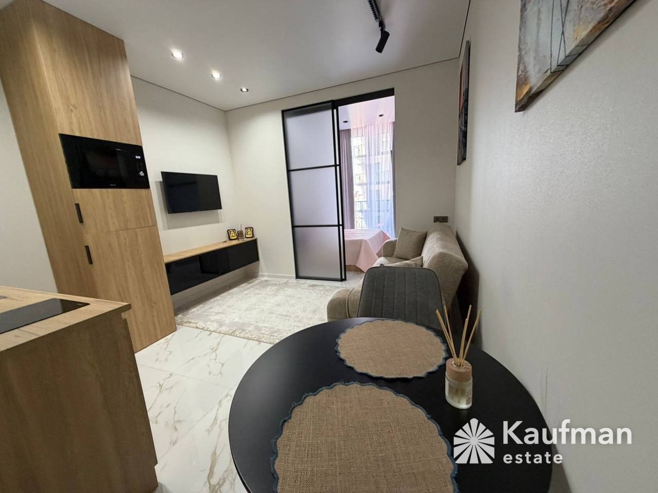1-Bedroom Apartment Near the Sea photo 2 of 5