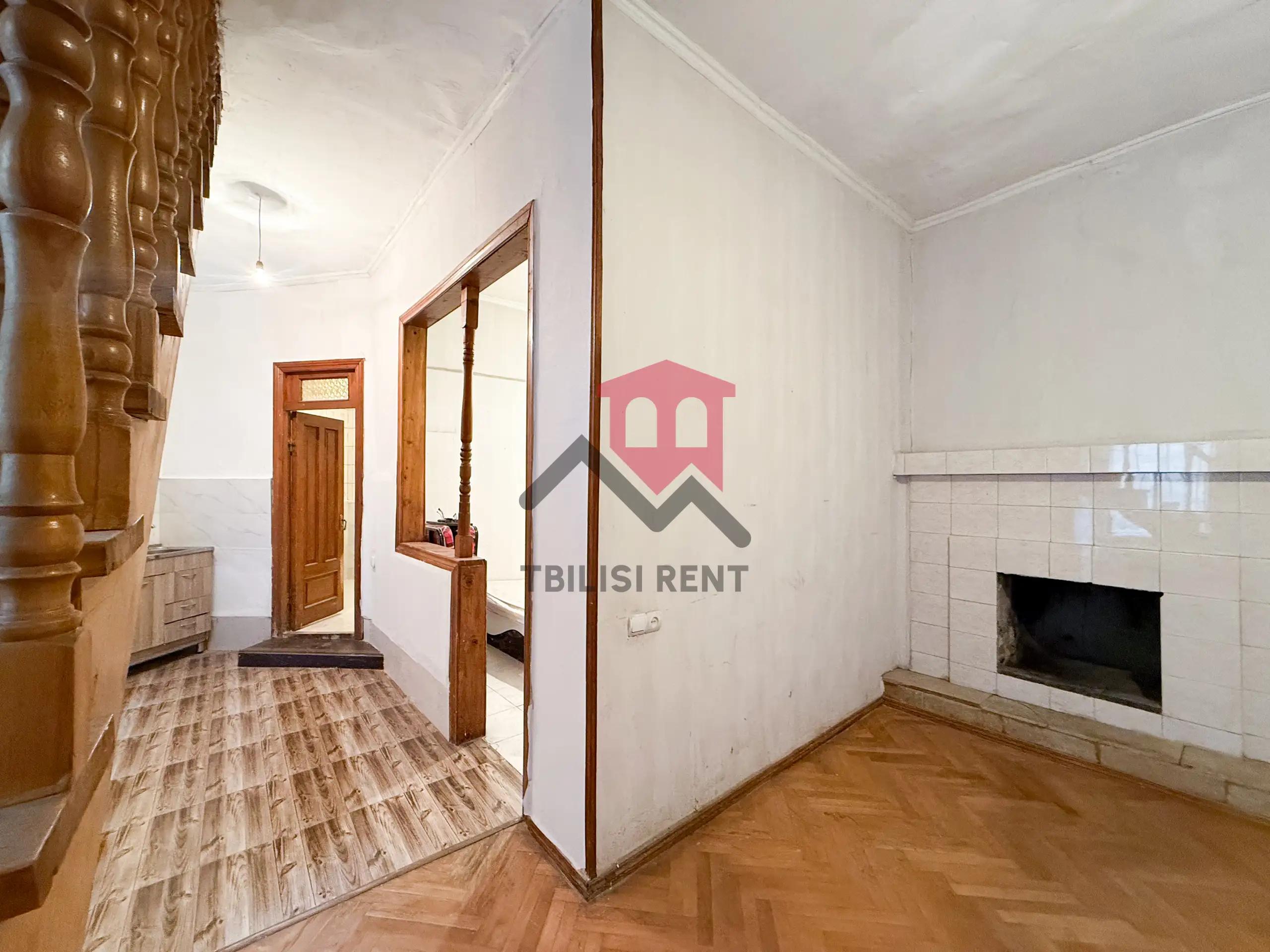 1-Bedroom Apartment in Central Tbilisi photo 4 of 8