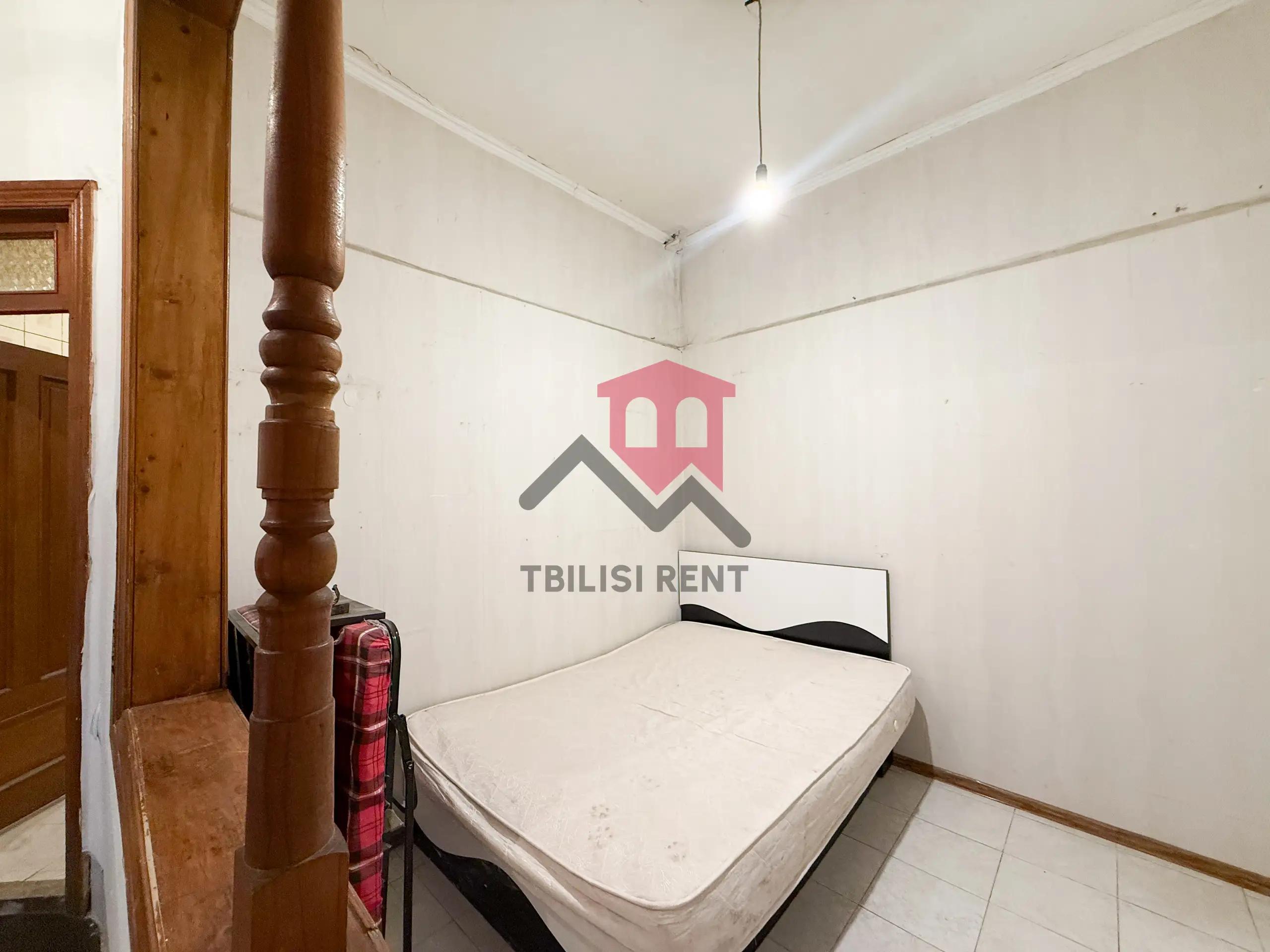1-Bedroom Apartment in Central Tbilisi photo 5 of 8