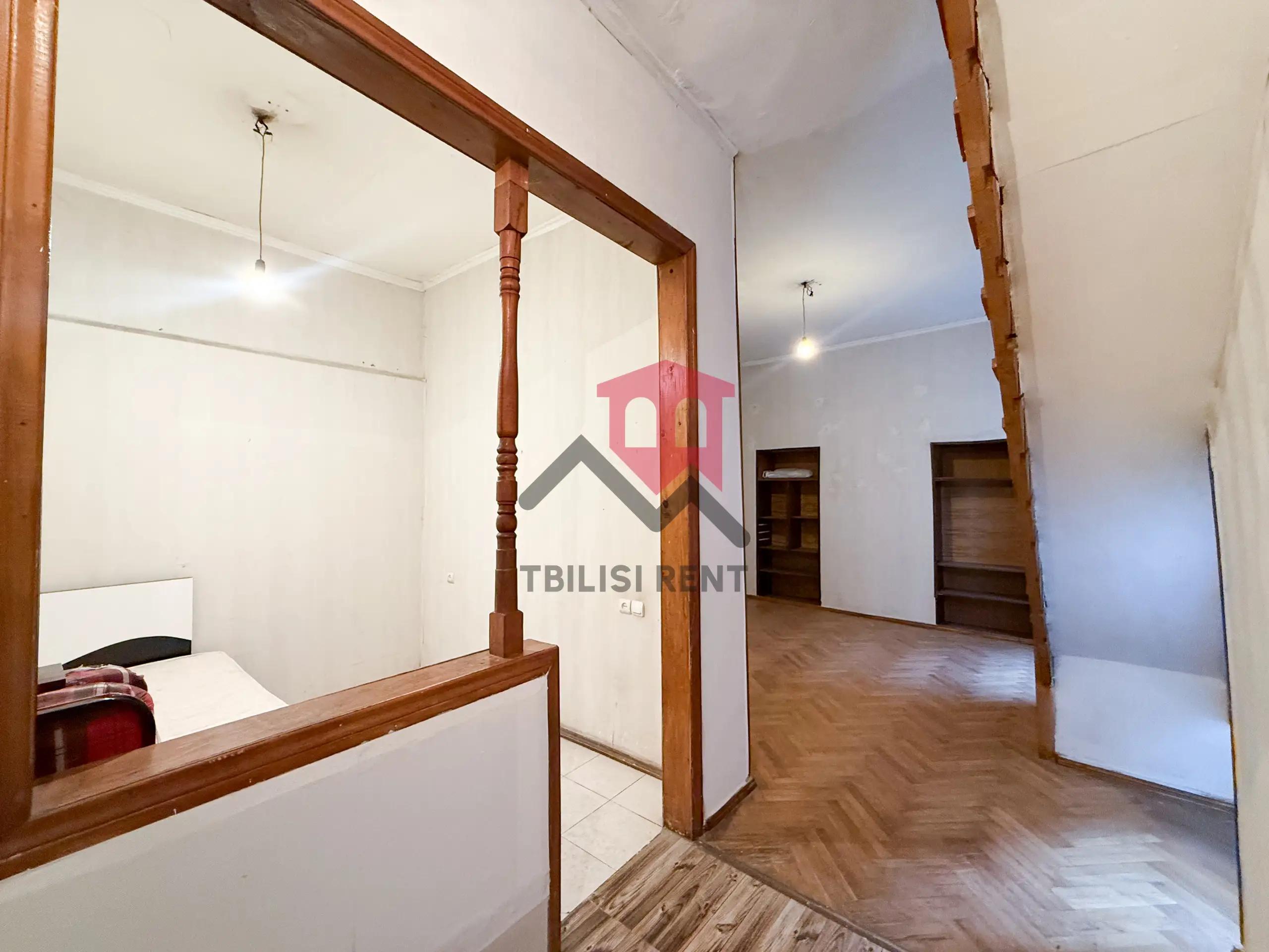 1-Bedroom Apartment in Central Tbilisi photo 6 of 8