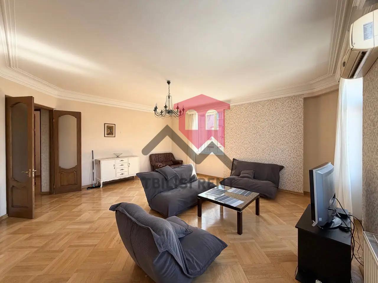 Spacious Sunny 2-Bedroom Apartment in Vera photo 1 of 8