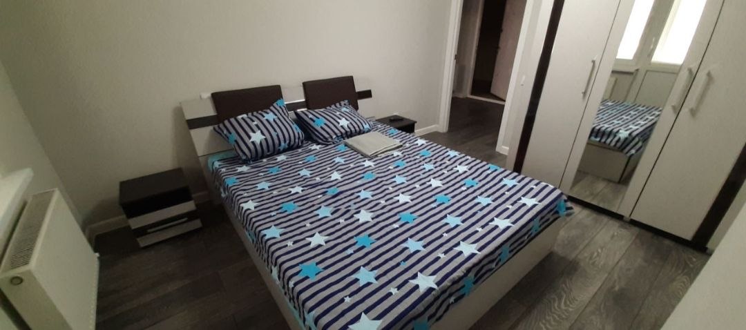 One-Bedroom Apartment with Living Room in Central Chisinau photo 6 of 8