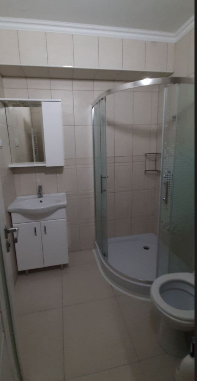 One-Bedroom Apartment with Living Room in Central Chisinau photo 7 of 8