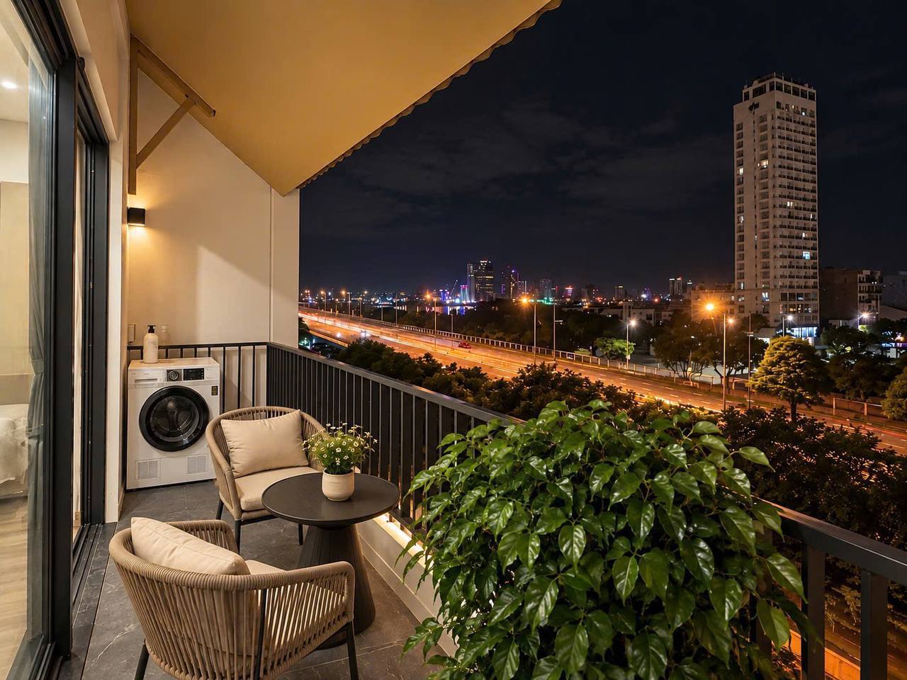 1BR Apartment in My An Near the River photo 1 of 7