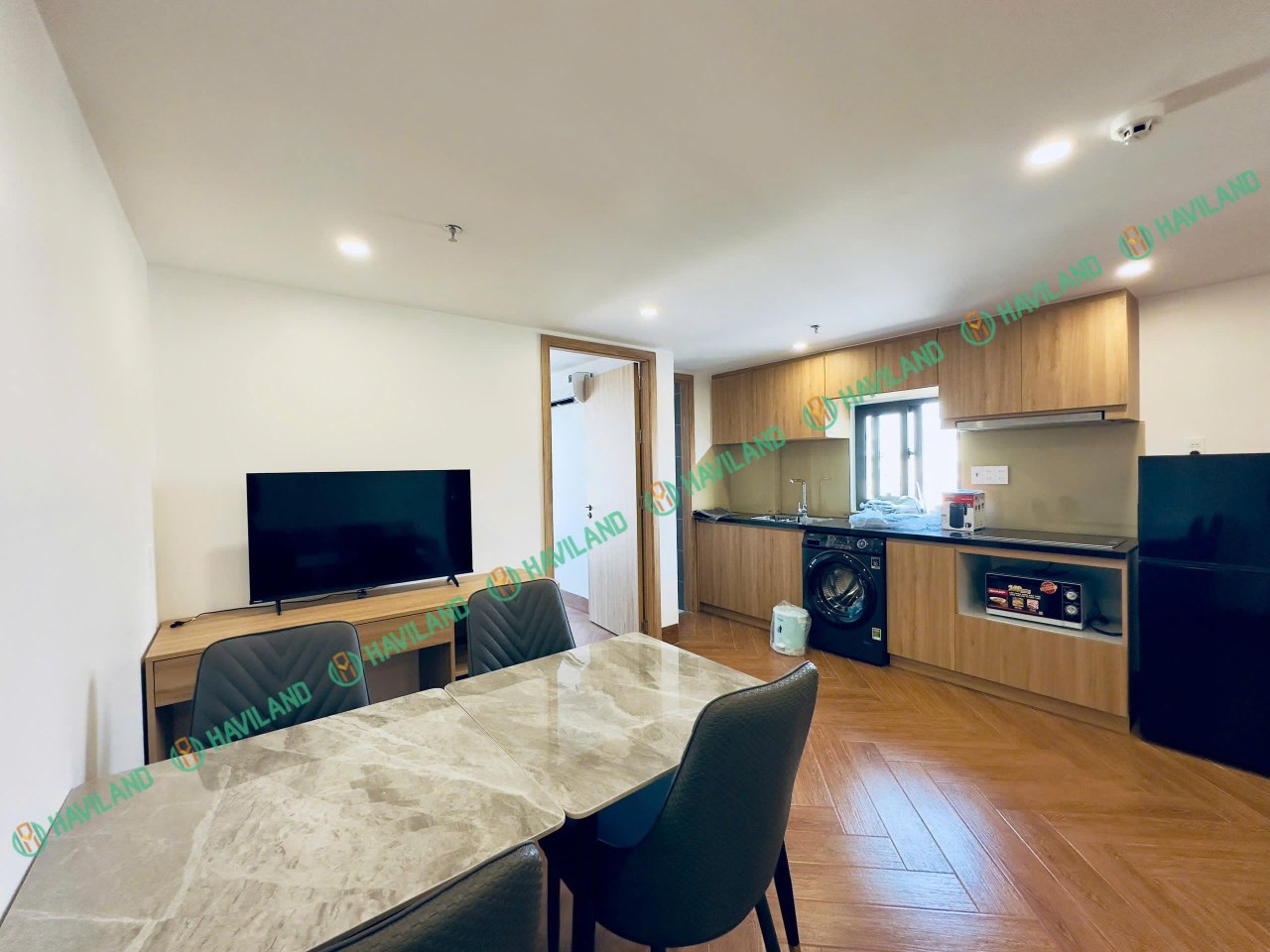 1-Bedroom Apartment near My Khe Beach photo 3 of 8