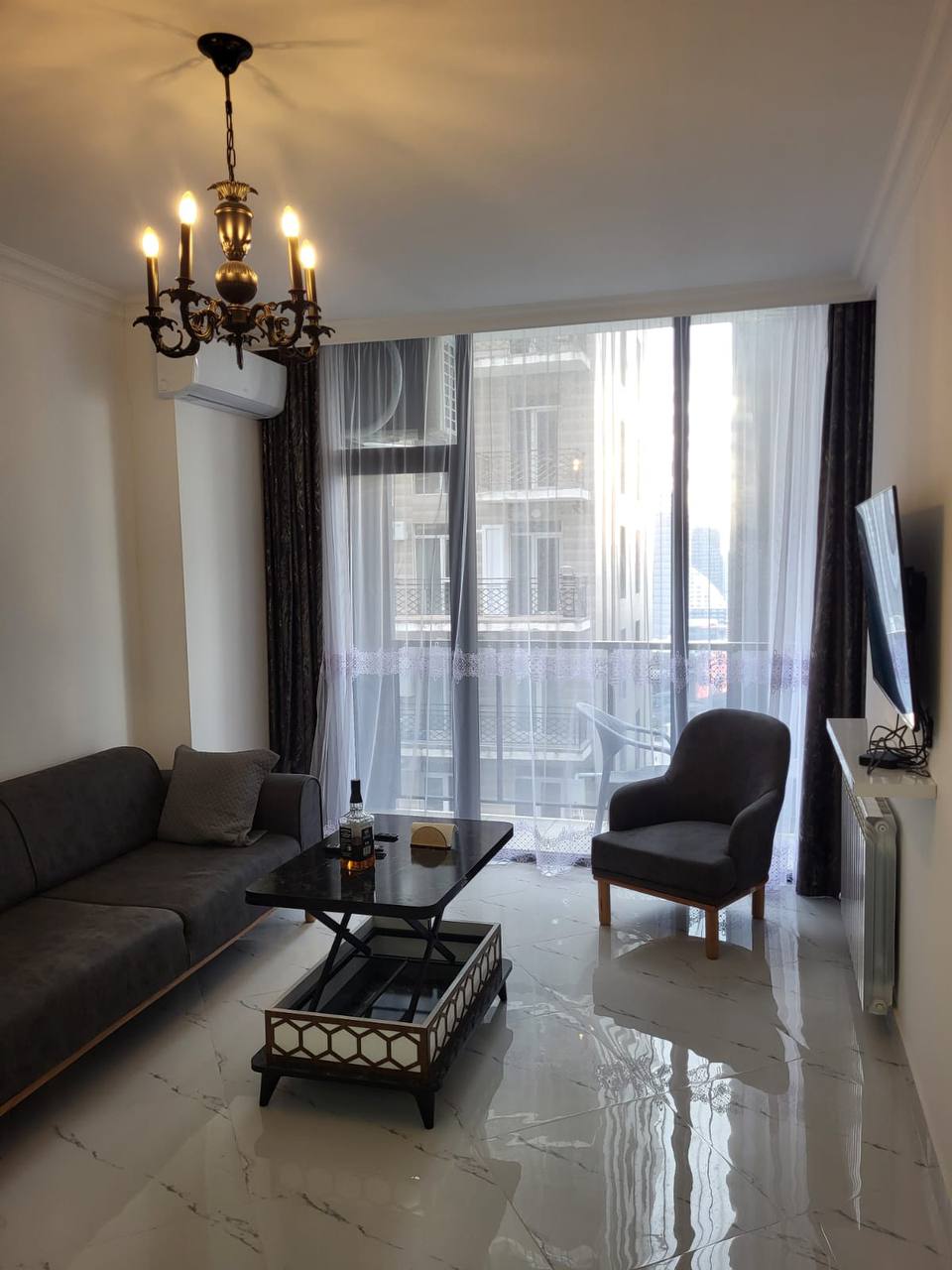 1-Bedroom Apartment on Sheriff Khimshiashvili Street photo 1 of 8