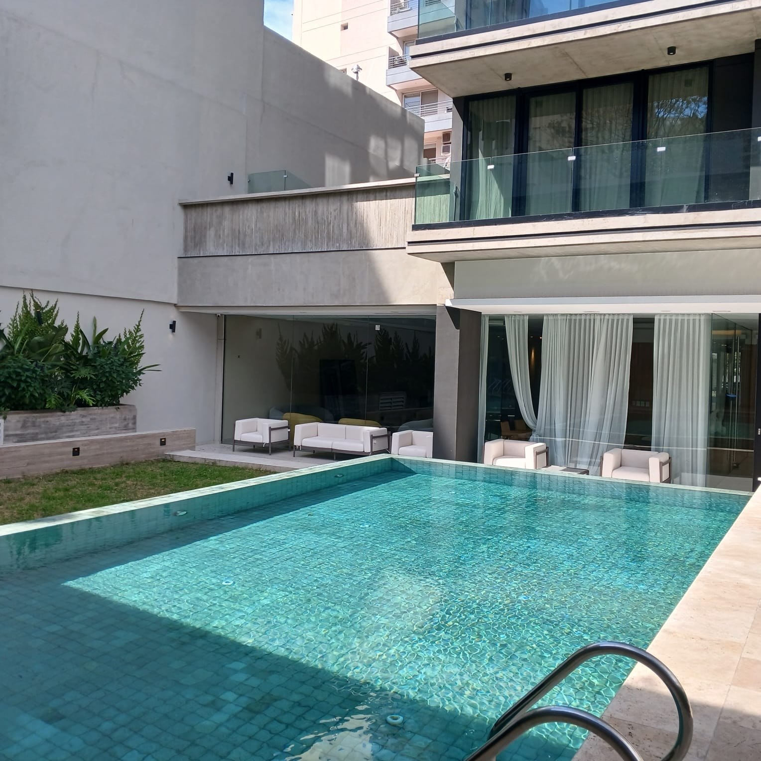 Furnished 1-Bedroom Apartment with Pool in Caballito photo 1 of 8
