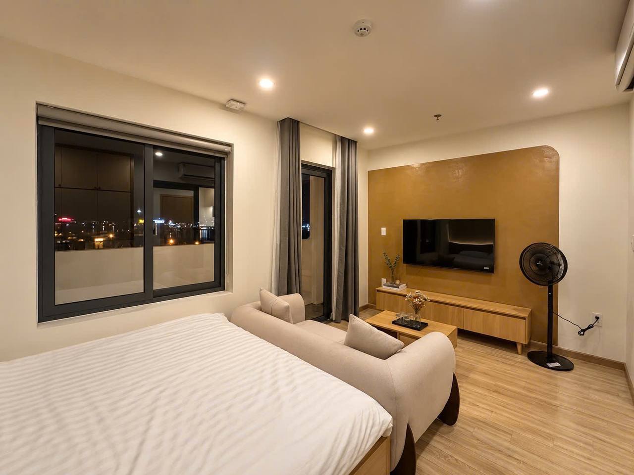 1BR Apartment in My An Near the River photo 3 of 6
