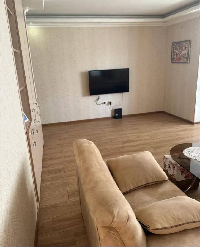 Furnished 2-Bedroom Apartment in Arabkir photo 3 of 8