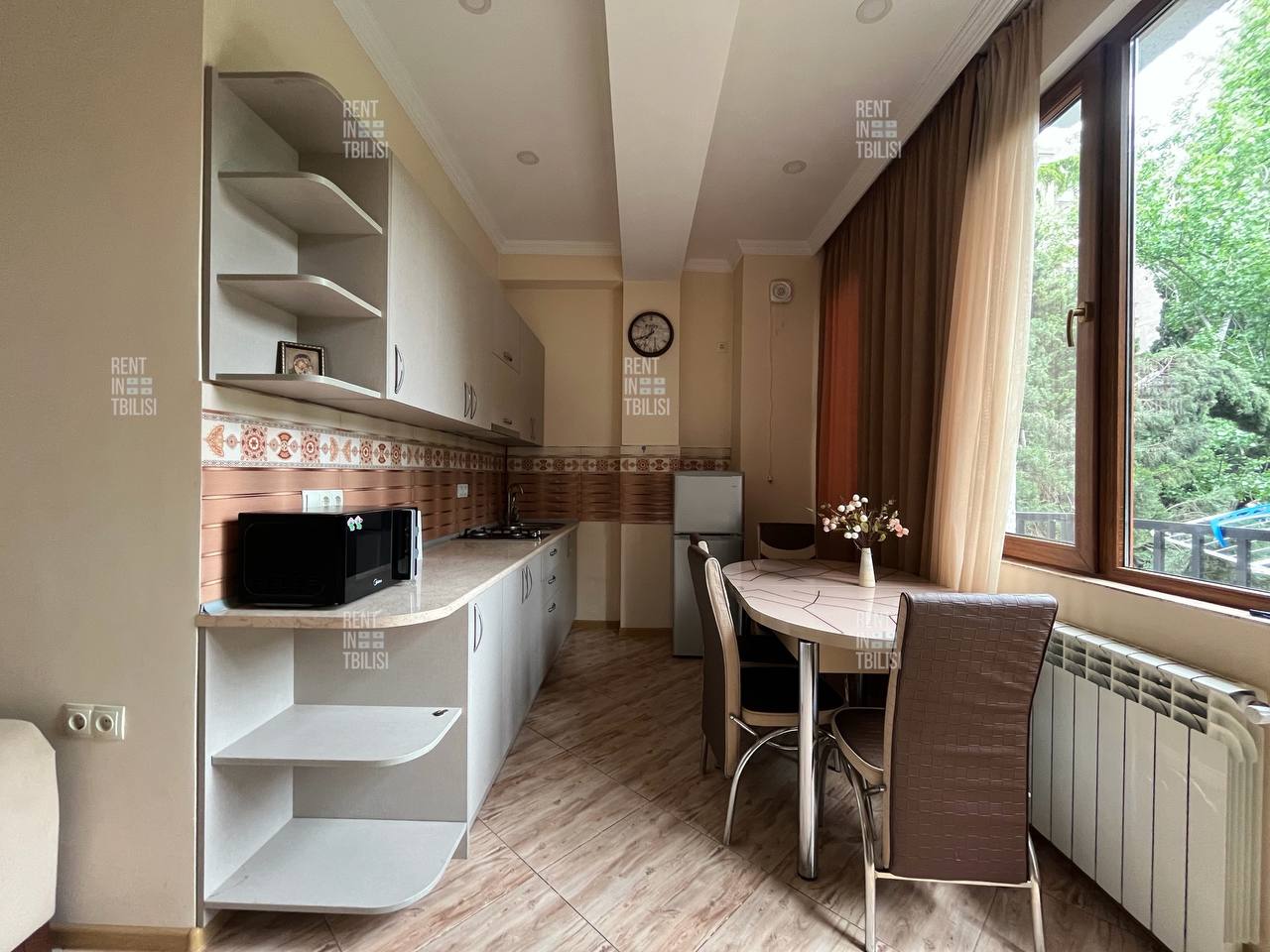 1-Bedroom Apartment in Ortachala photo 2 of 8
