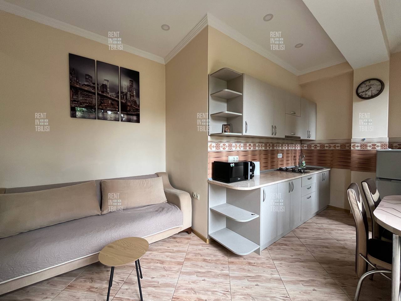 1-Bedroom Apartment in Ortachala photo 3 of 8