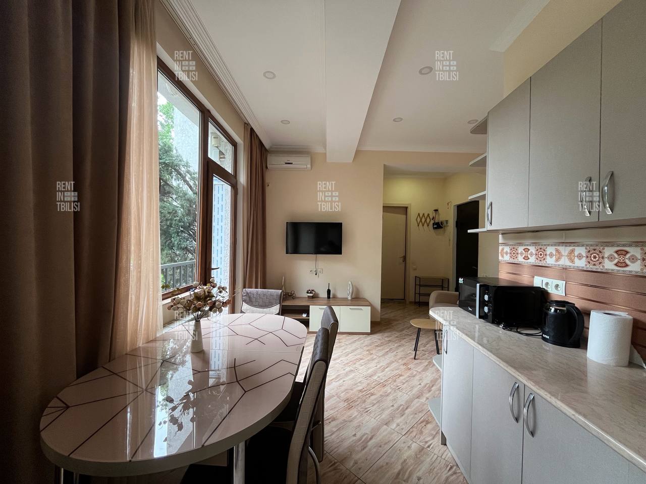 1-Bedroom Apartment in Ortachala photo 4 of 8