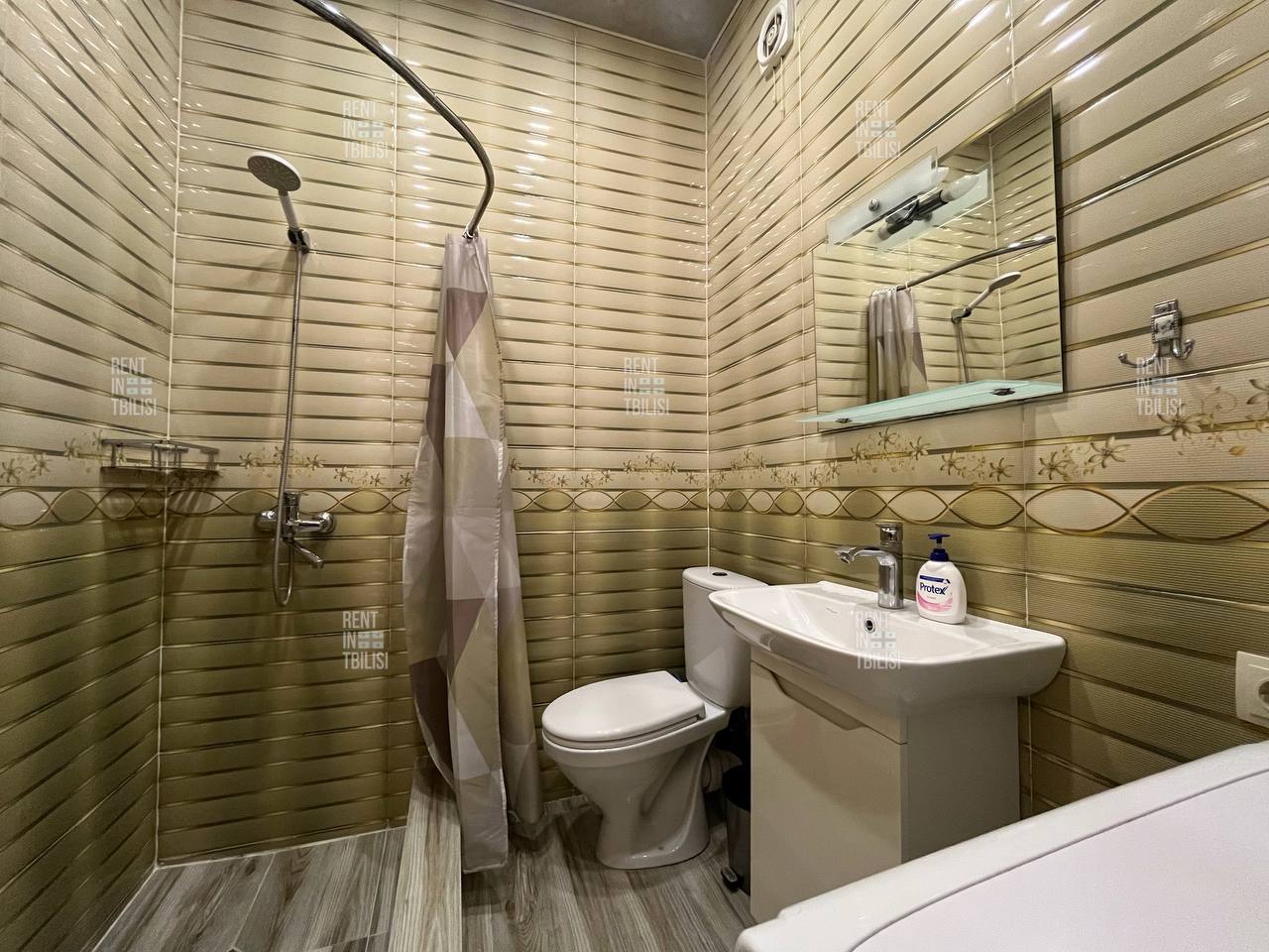 1-Bedroom Apartment in Ortachala photo 8 of 8