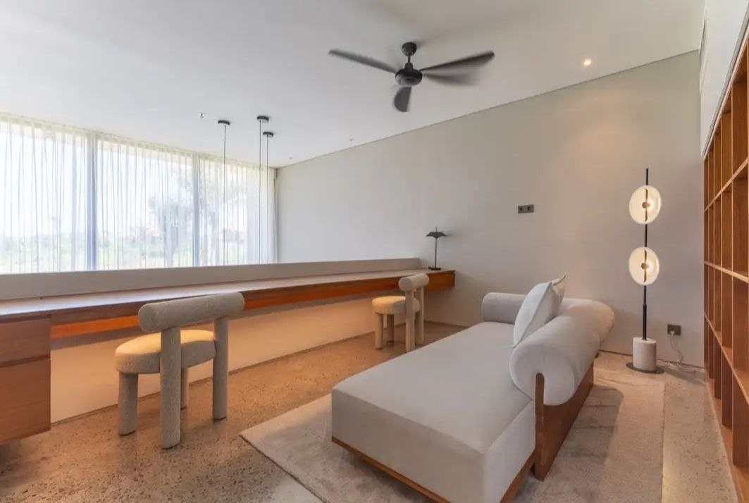 3-Bedroom Townhouse Near Nuanu City photo 4 of 8