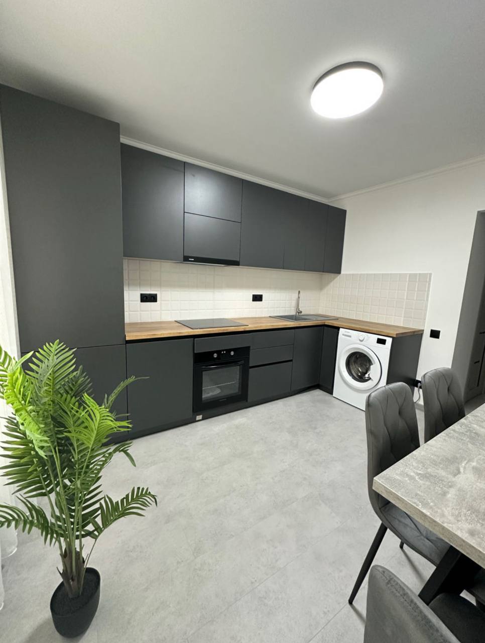 One-Bedroom Apartment in Ciocana photo 1 of 6