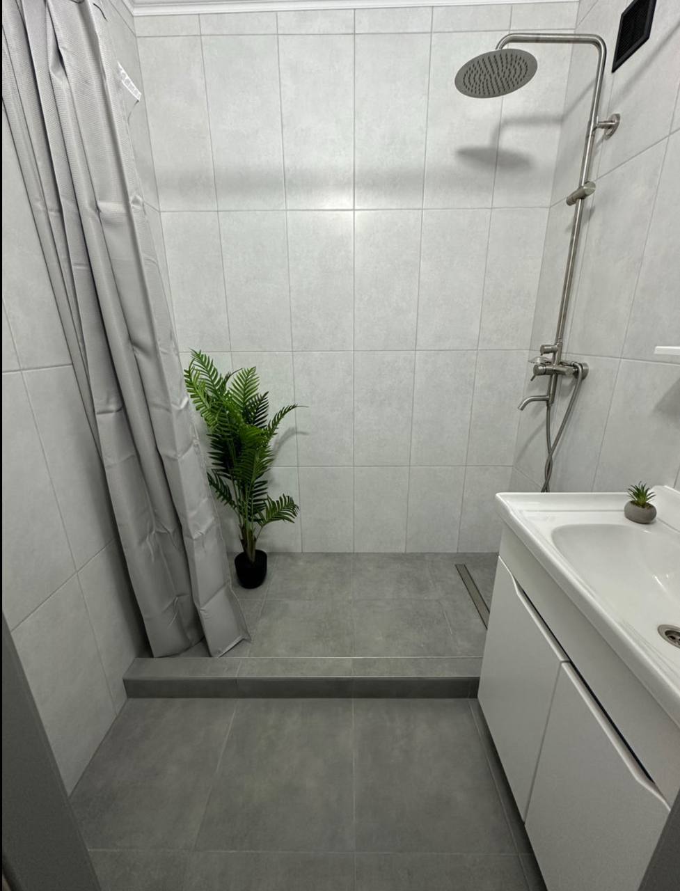 One-Bedroom Apartment in Ciocana photo 5 of 6