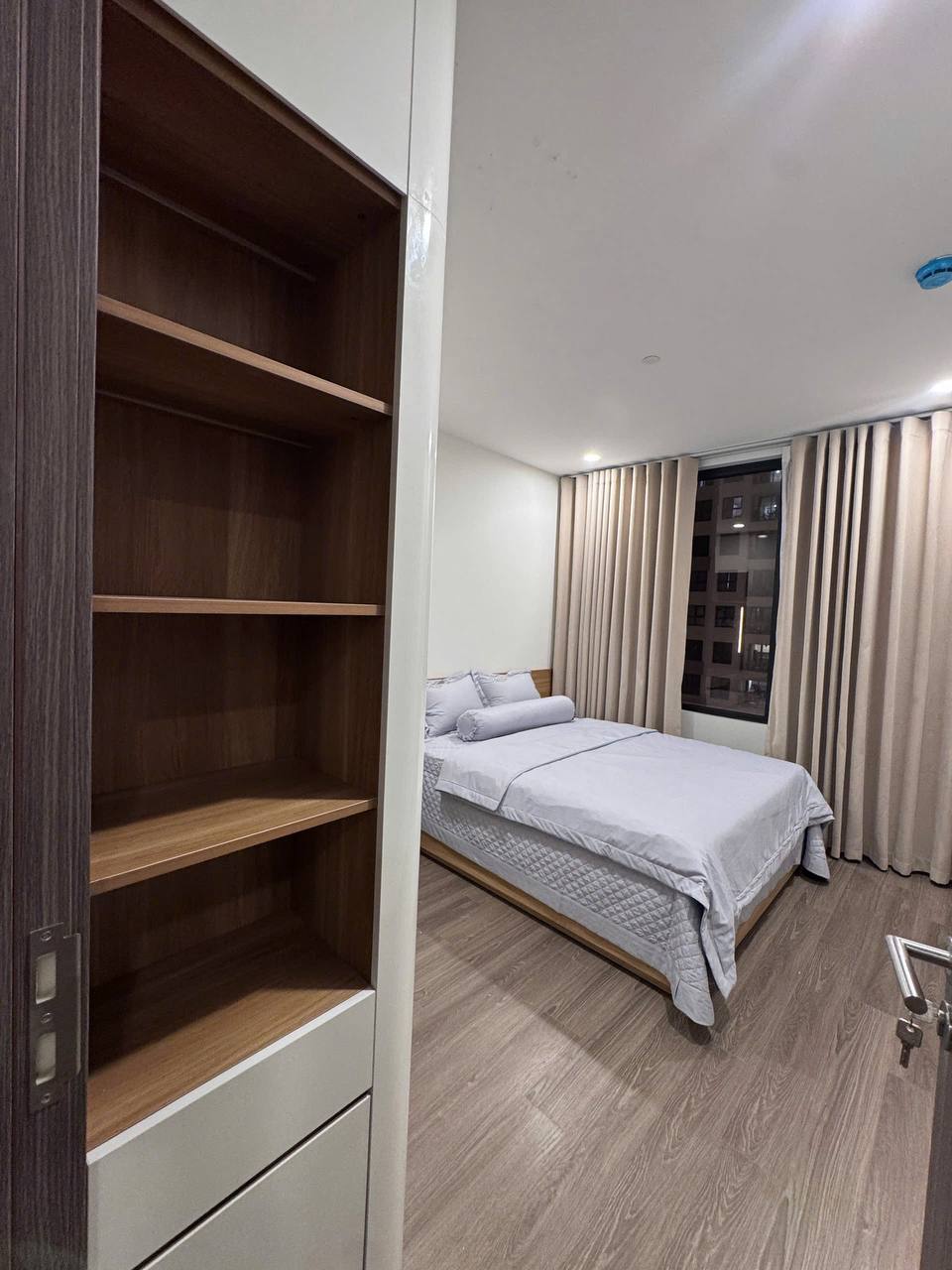 2-Bedroom Apartment for Rent at FPT Plaza 3 photo 4 of 8