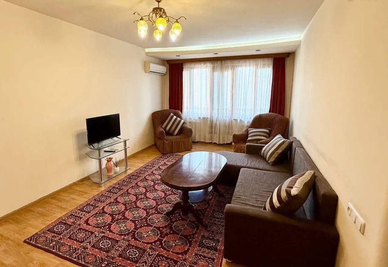 Cozy Furnished Two-Bedroom Apartment in Kentron photo 1 of 8
