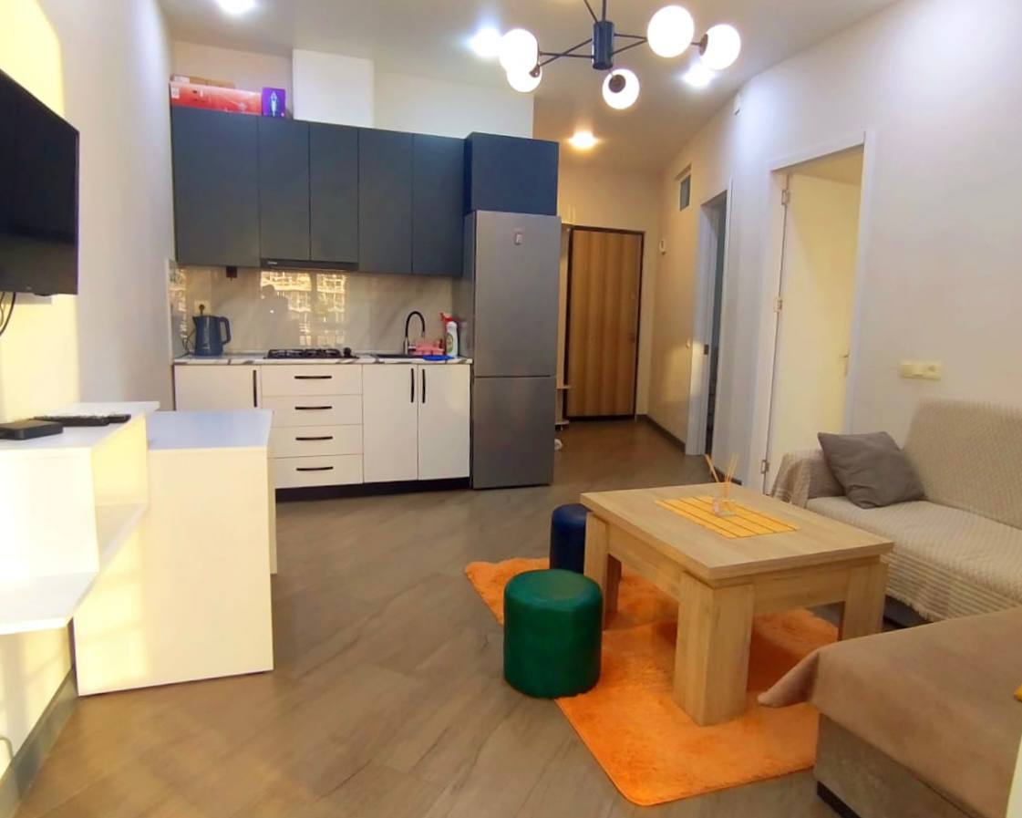2-Bedroom Apartment on Bagrationi Street photo 2 of 5
