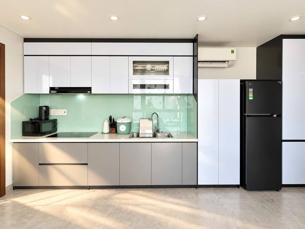 Brand New 2-Bedroom Apartment in My An photo 7 of 8