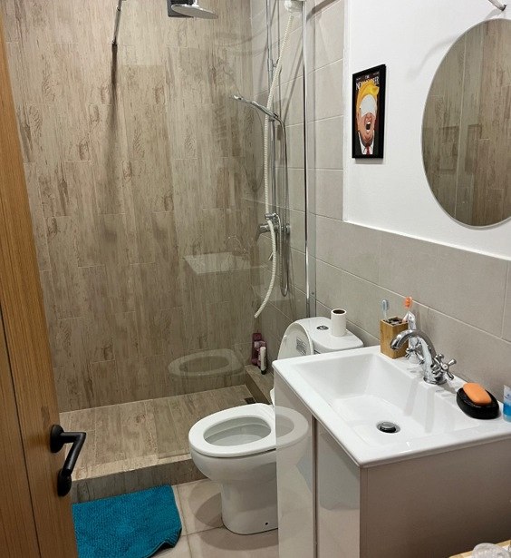 Stylish 1-Bedroom Apartment near Orbeliani Square photo 8 of 8