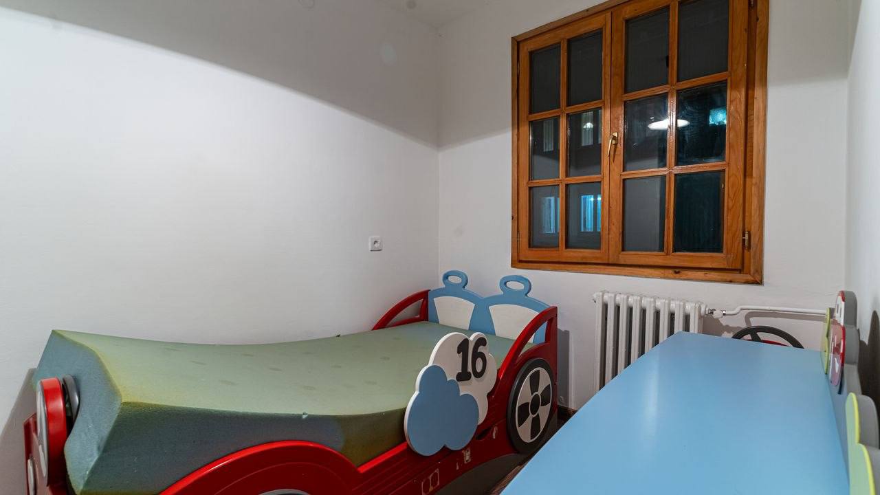 Two-Room Apartment in Novi Beograd photo 8 of 8