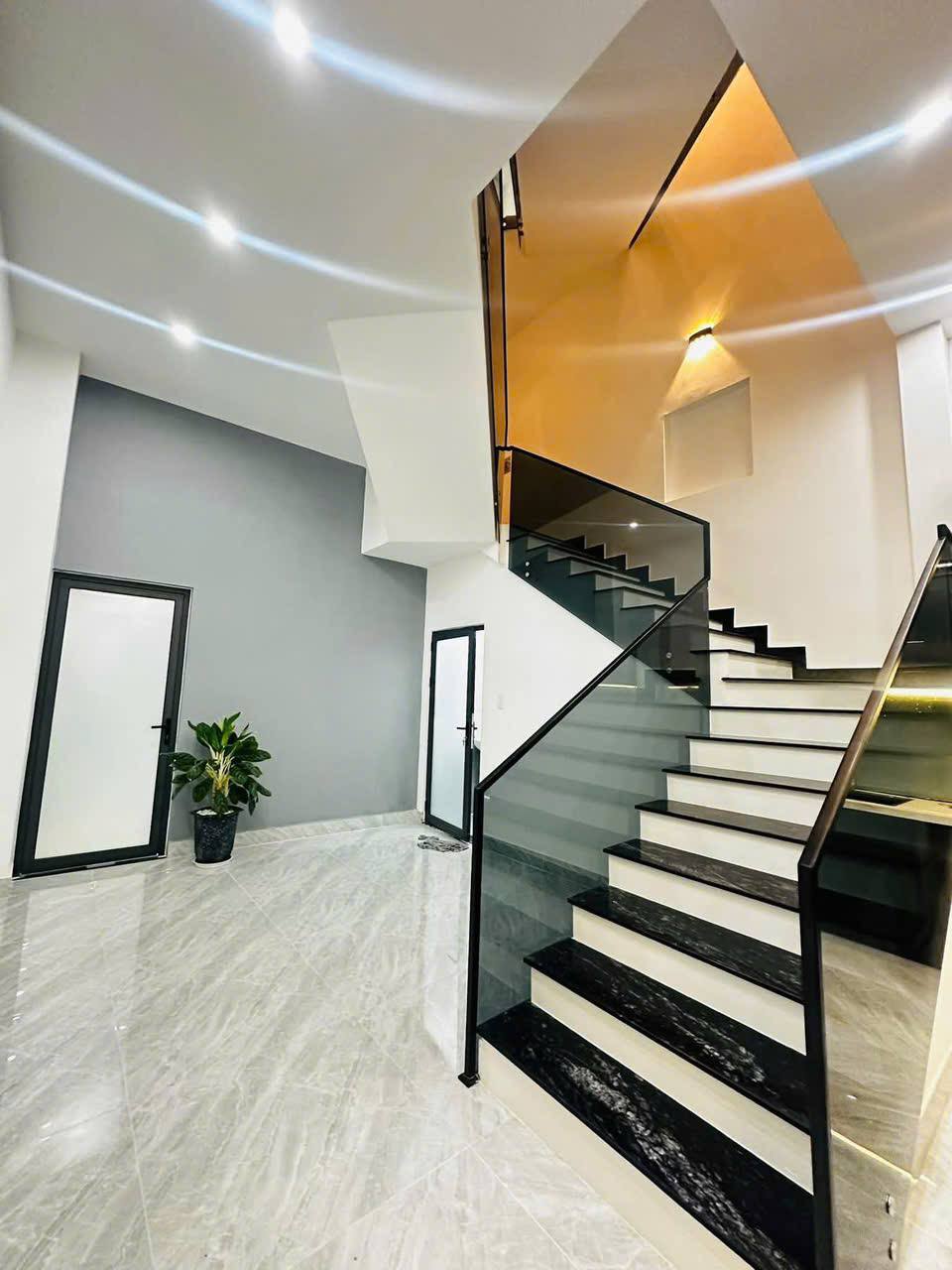 3-Bedroom House in Thanh Khe, Da Nang photo 5 of 8